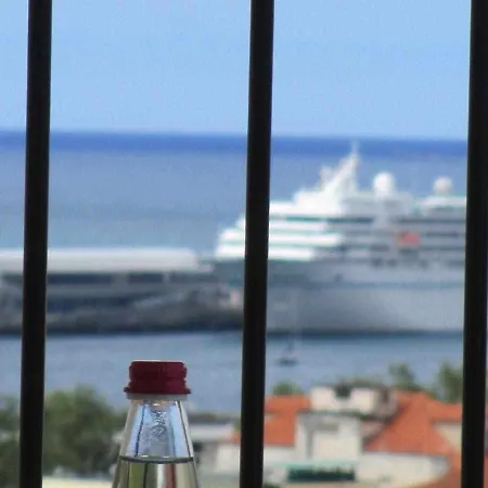 Guestready - Nora Premium Φουνκάλ